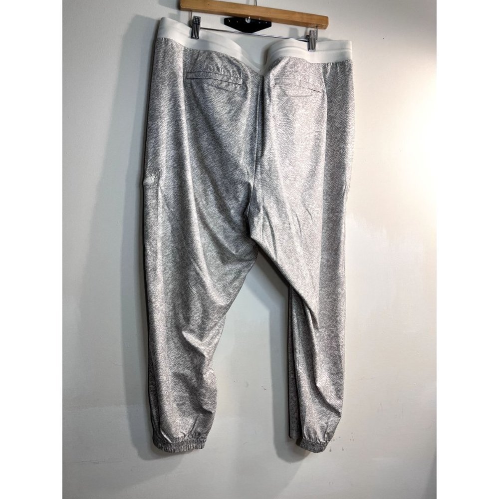 Womens plus size Athleta Venture Printed jogger Pant Size 20 - Picture 7 of 8